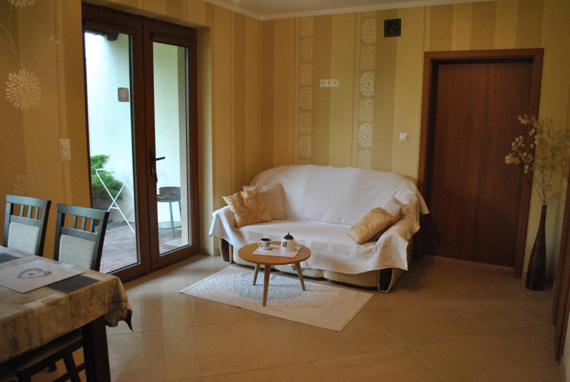 Apartament Wita Niemcz ภายนอก รูปภาพ